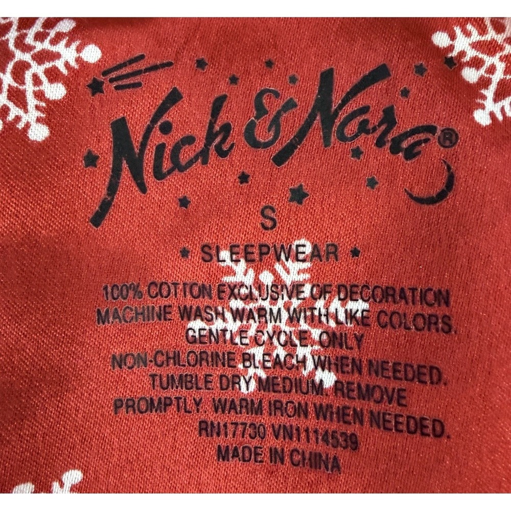 Nick & Nora Women's Red Puppy Dog Snowflake‎ Pajama Top Sleepwear Size Small - Picture 4 of 6